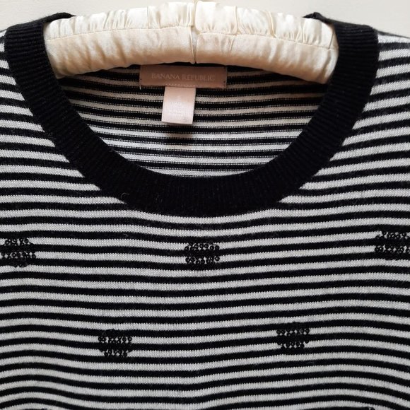 BR Sequin Sweater - Picture 7 of 9